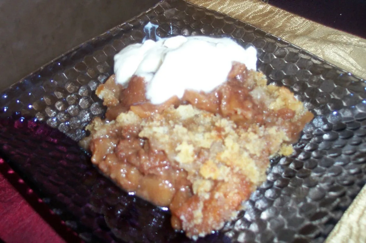 Apple Brown Betty Streusel