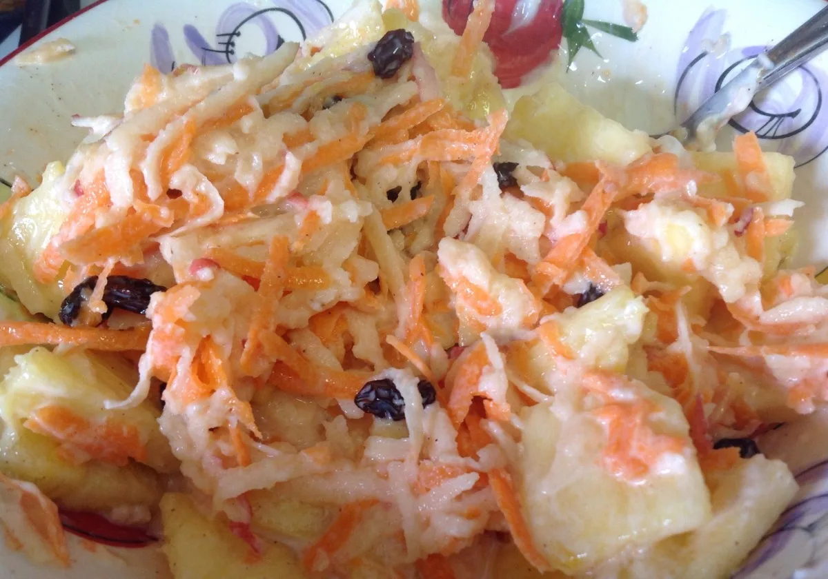 Apple Carrot Pineapple Salad