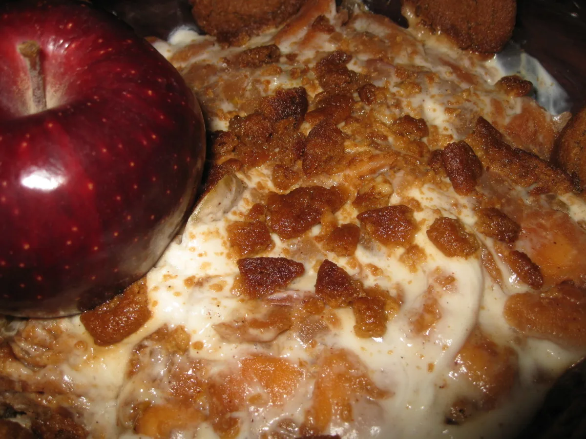 Apple-Gingersnap Crisp
