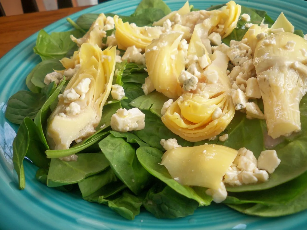 Artichoke and Spinach Salad