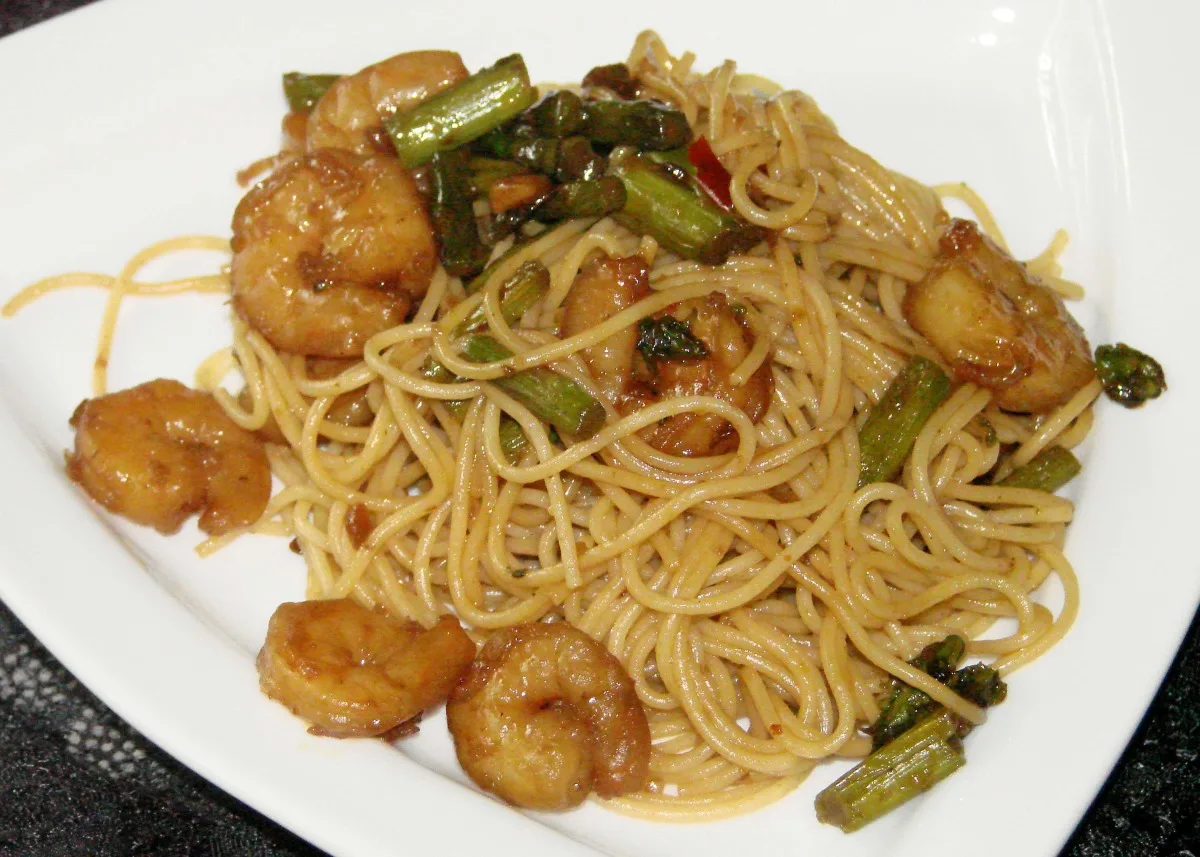 Asparagus & Shrimp Noodles