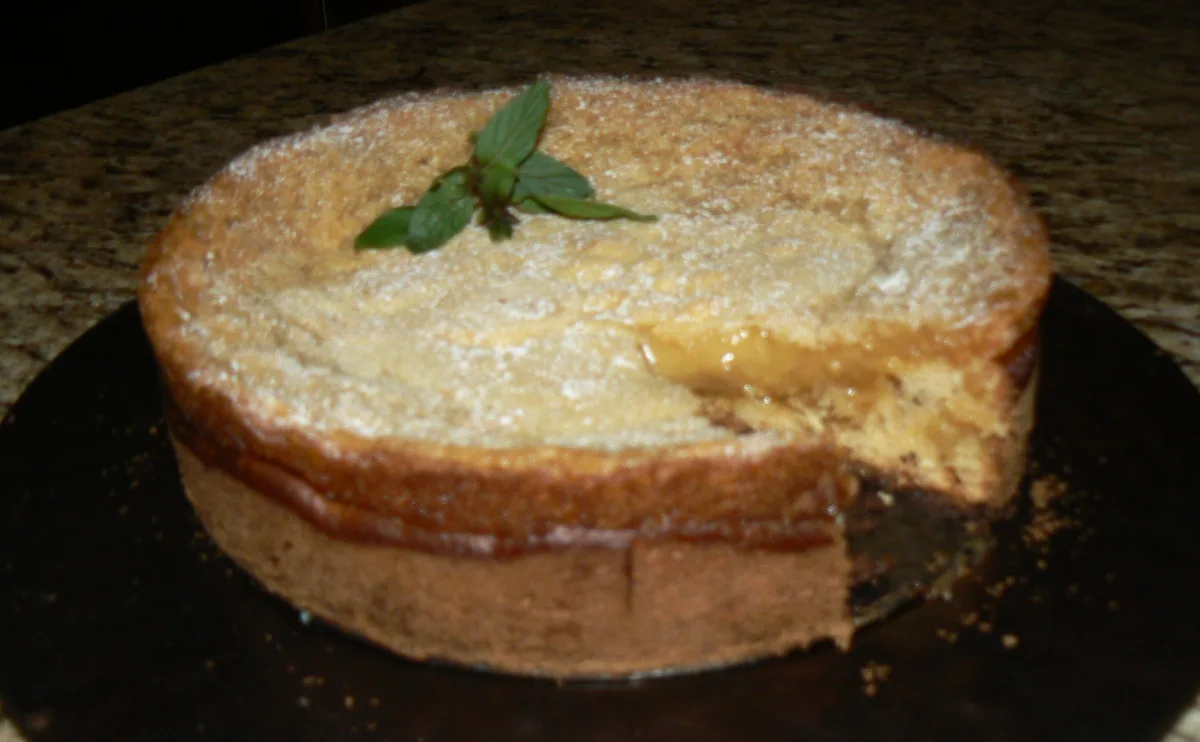 Authentic St. Louis Gooey Butter Cake
