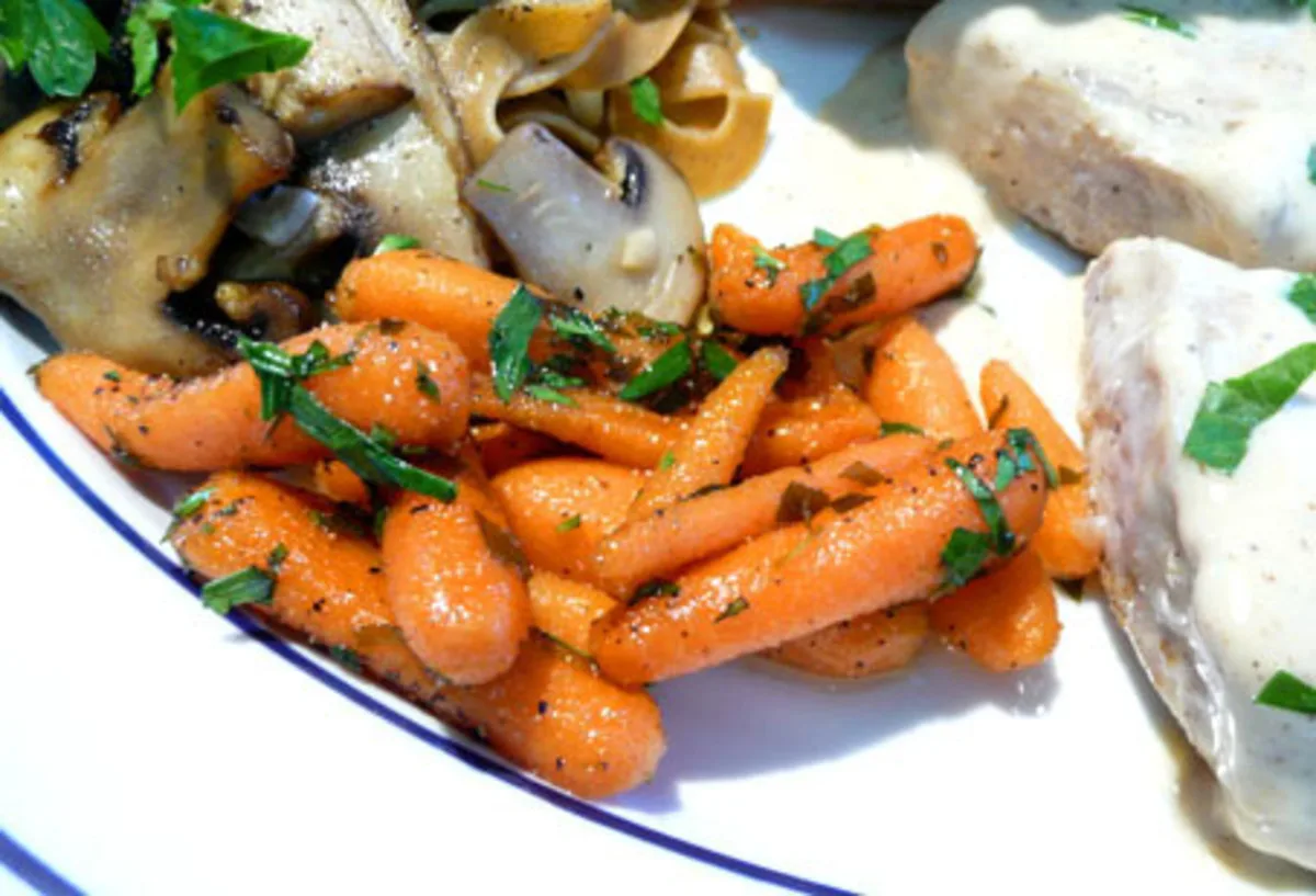 Baby Carrots With Tarragon