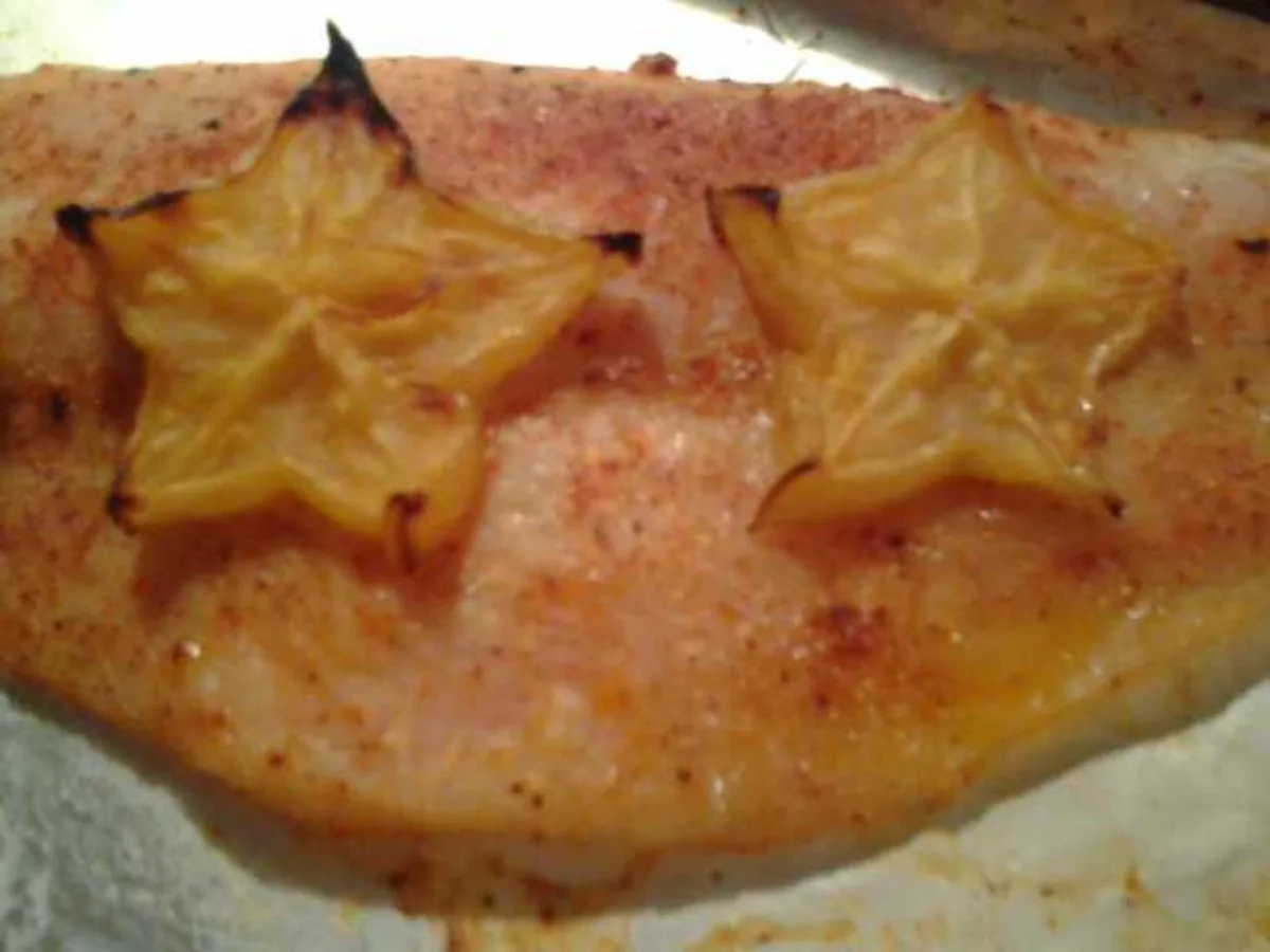 Baked Fish Fillets With Star Fruit (Carambola)