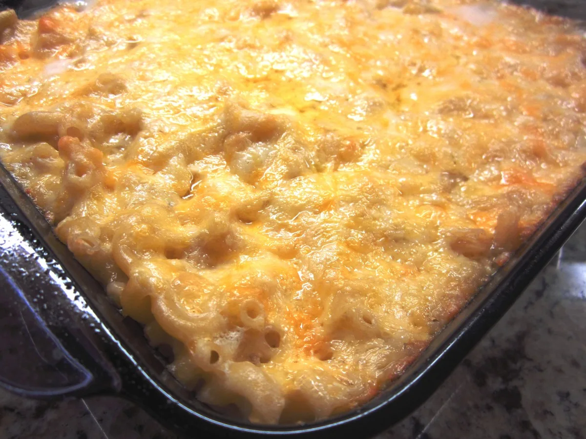 Baked Mac & Cheese W/ Gouda