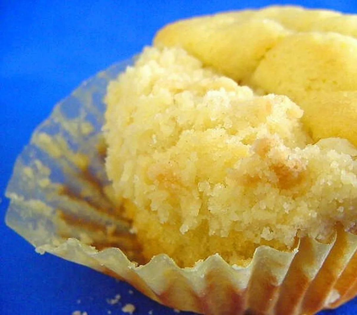 Bakery Style Lemon Crumb Muffins