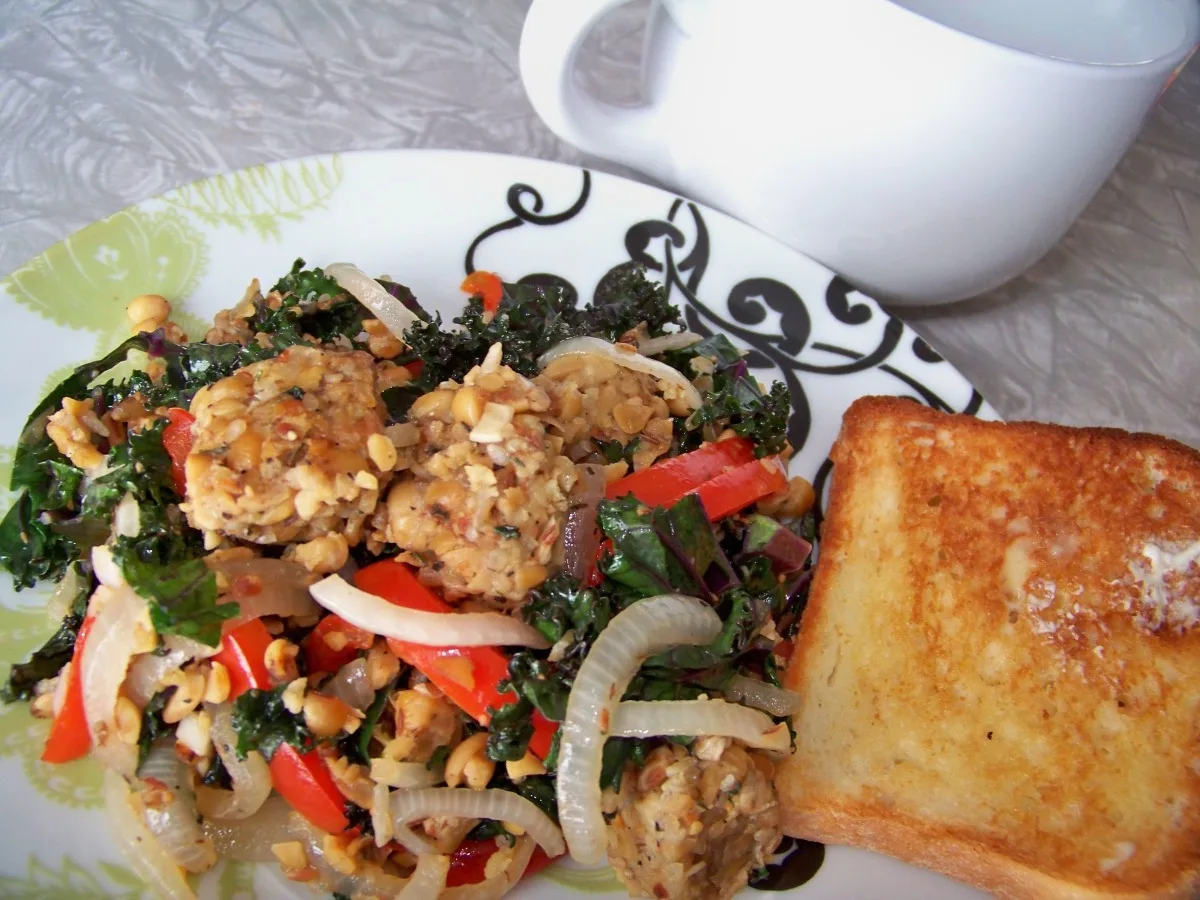 Basic Scrambled Tempeh