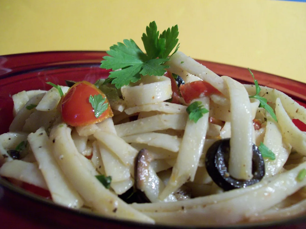 Bell Pepper-Feta Pasta Toss