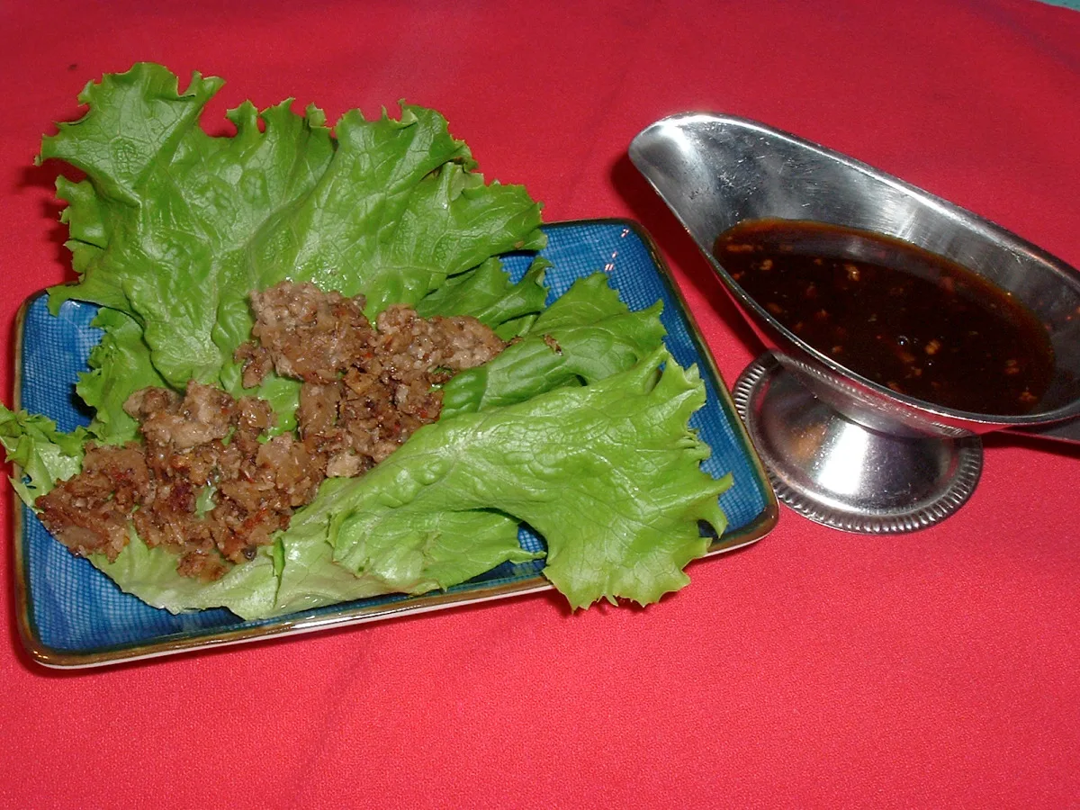 Bergy Dim Sum #1, Pork & Lettuce Rolls