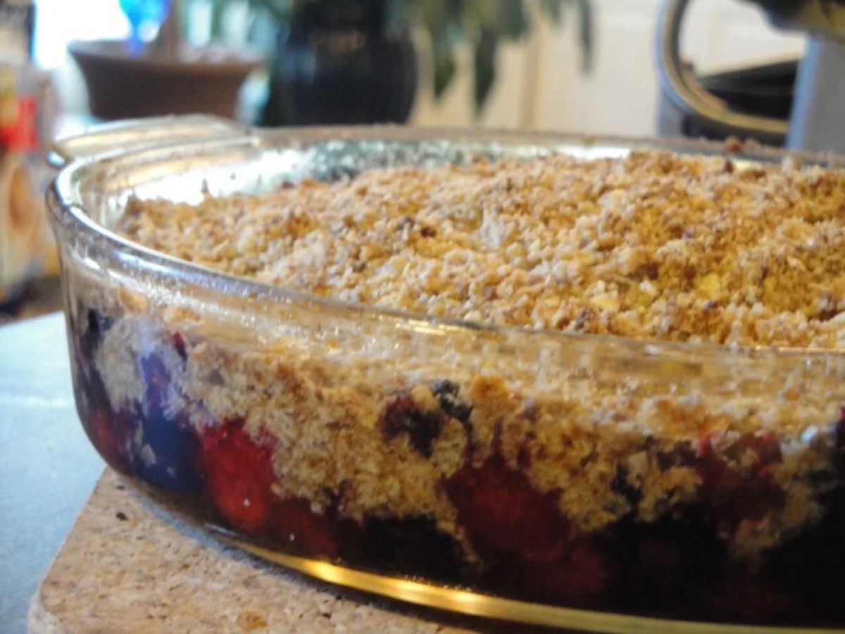 Berry Oatmeal Crisp