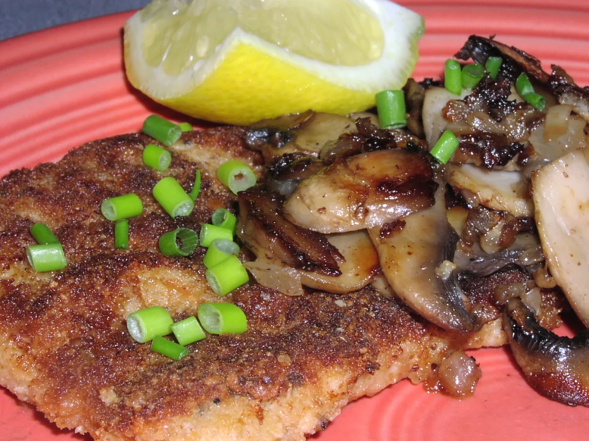 Breaded Pork Scallopine With Mushroom Sauce