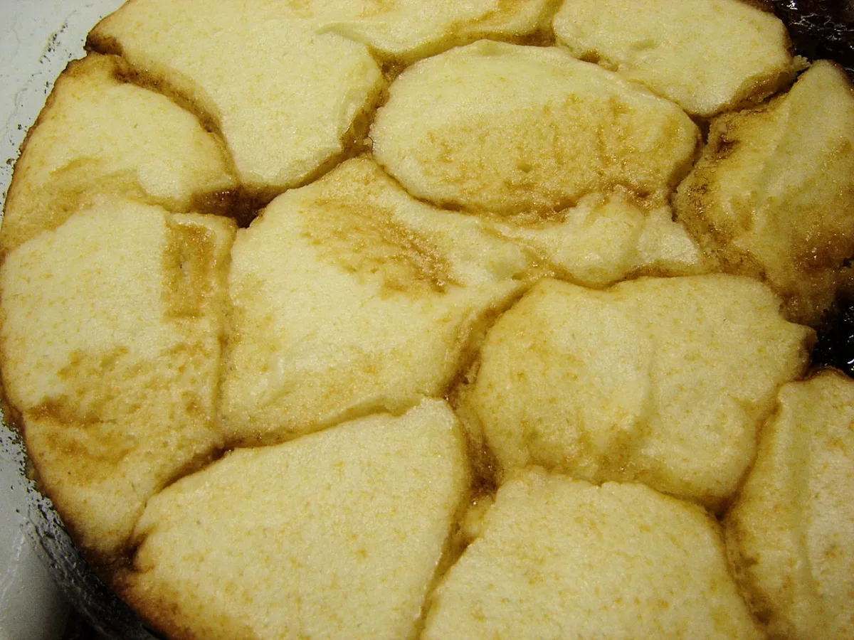Glossy Caramel Dumplings