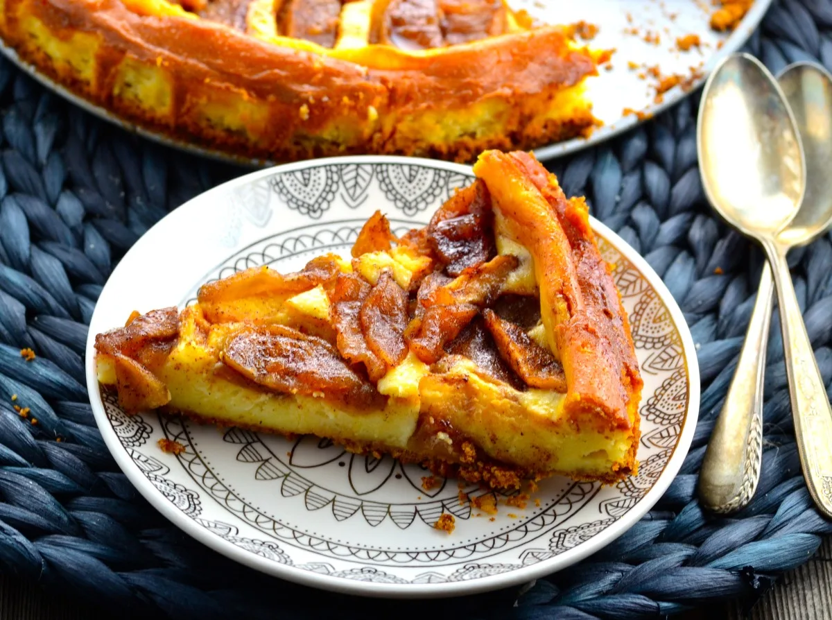 Caramel Swirl Apple Cheesecake (Crock-Pot)