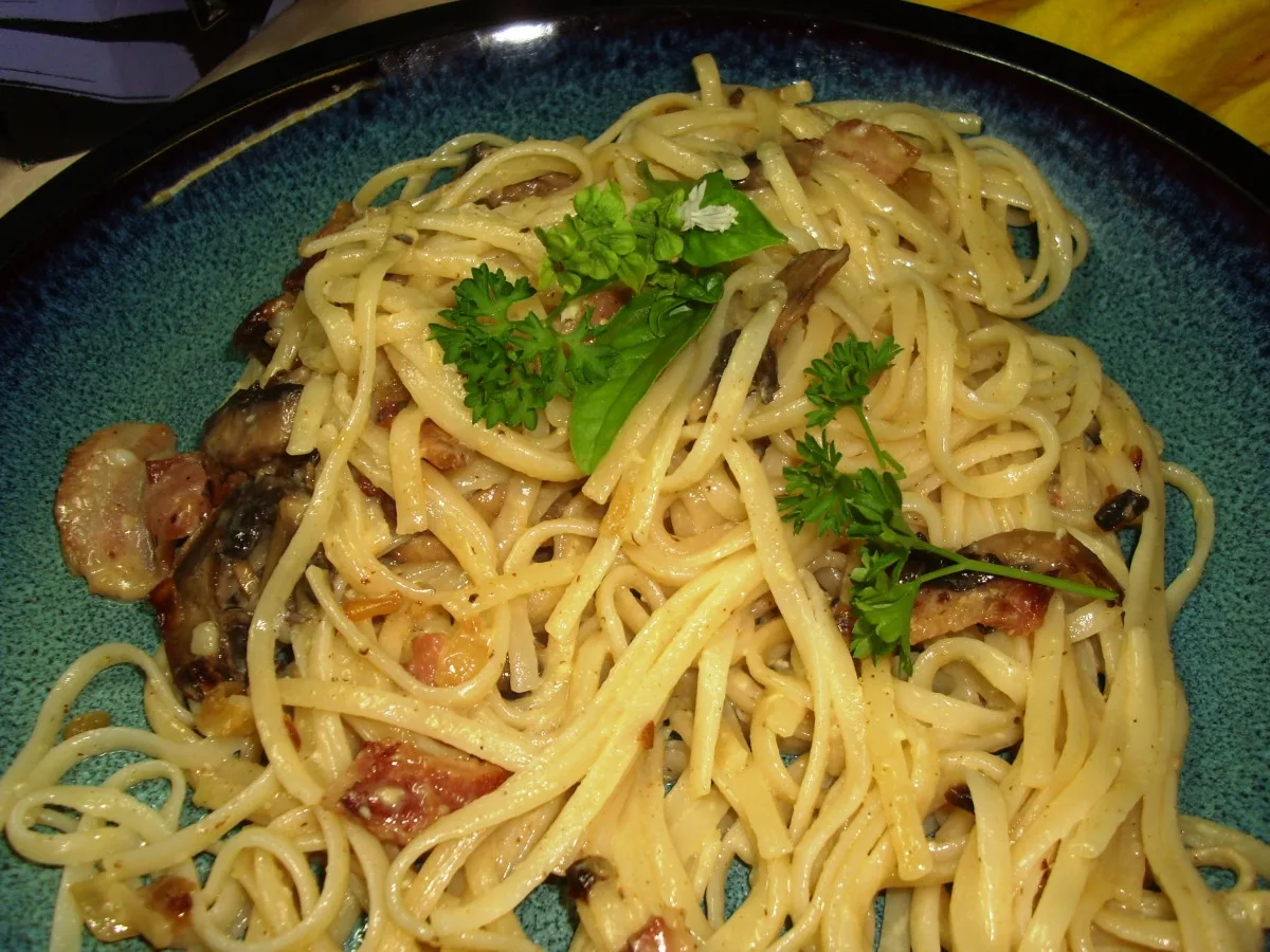 Charcoal Maker’s Vermicelli (Vermicelli Alla Carbonara)