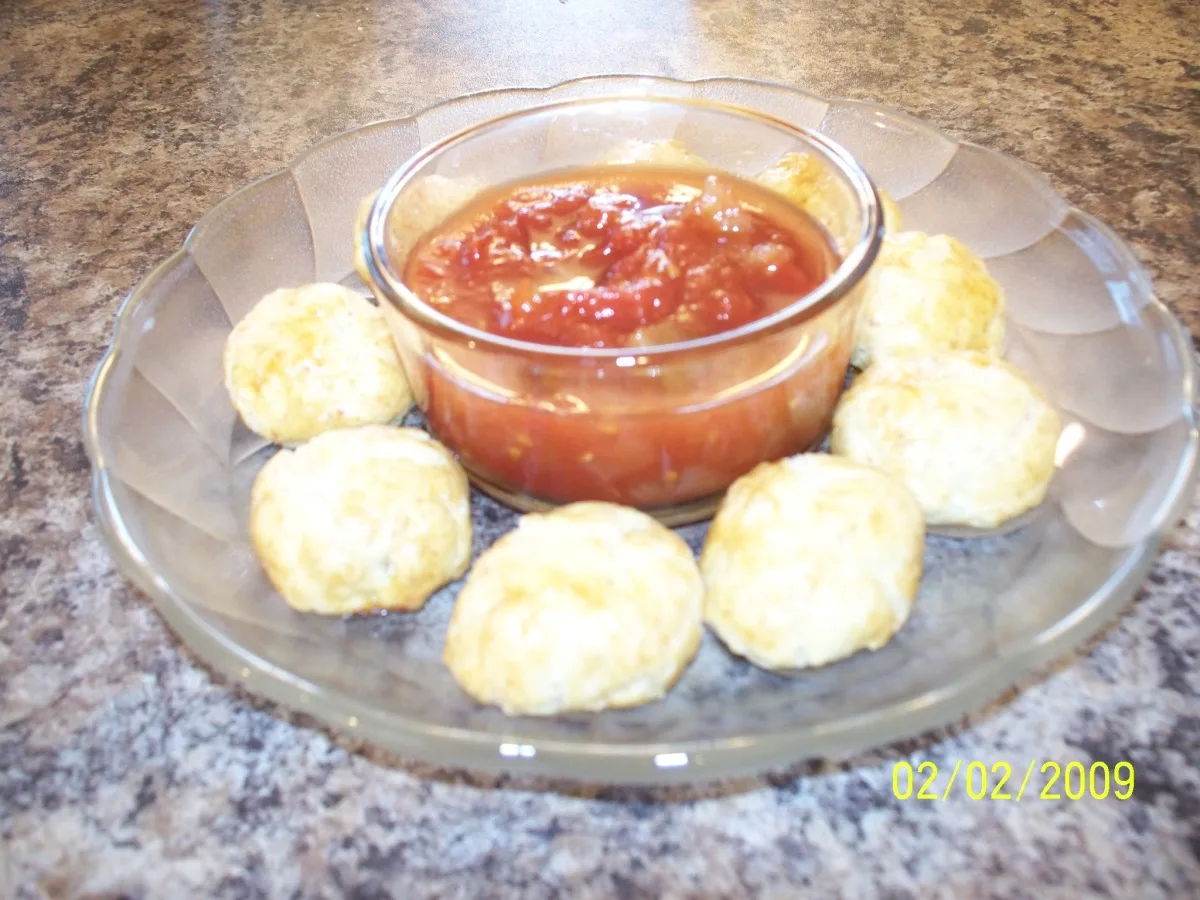 Cheese Croquettes from Brazil (Croquettes De Queijo)