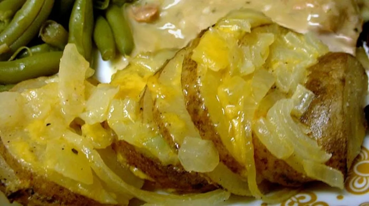 Cheesy Potatoes