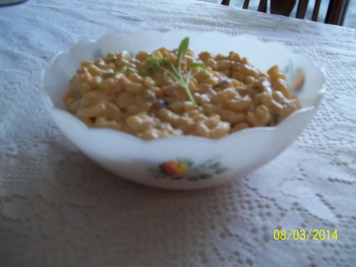 Cheesy Tuna Macaroni Salad