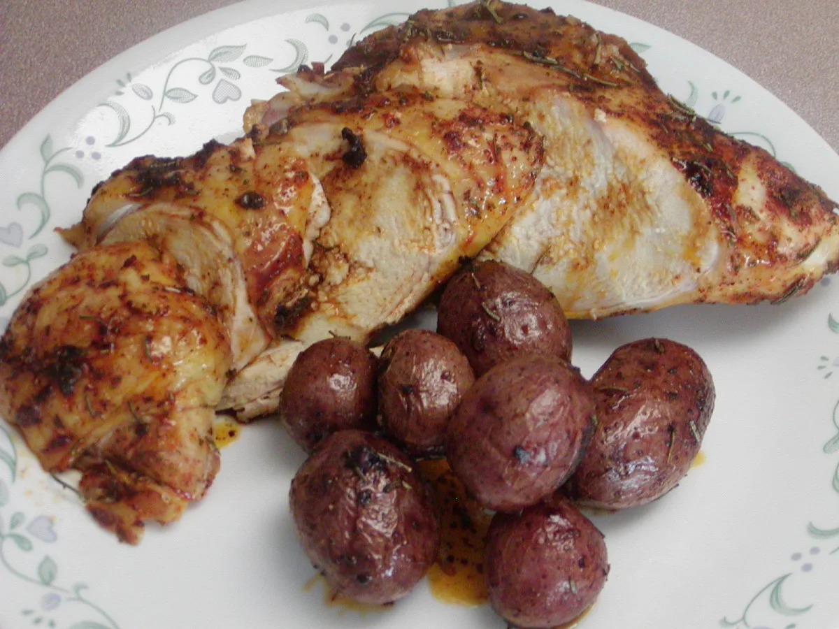 Chicken Breast With Roasted Potatoes