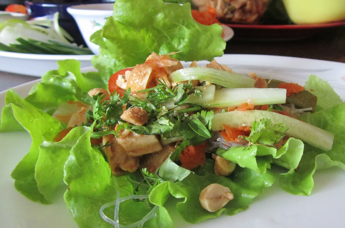 Chicken Lettuce 'Tacos' With a Sweet Chili and Peanut Sauce