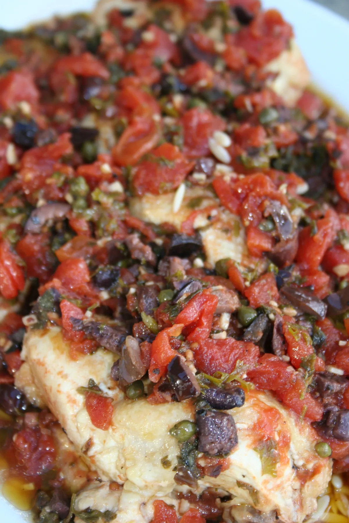 Chicken Thighs With Tomatoes, Olives and Capers