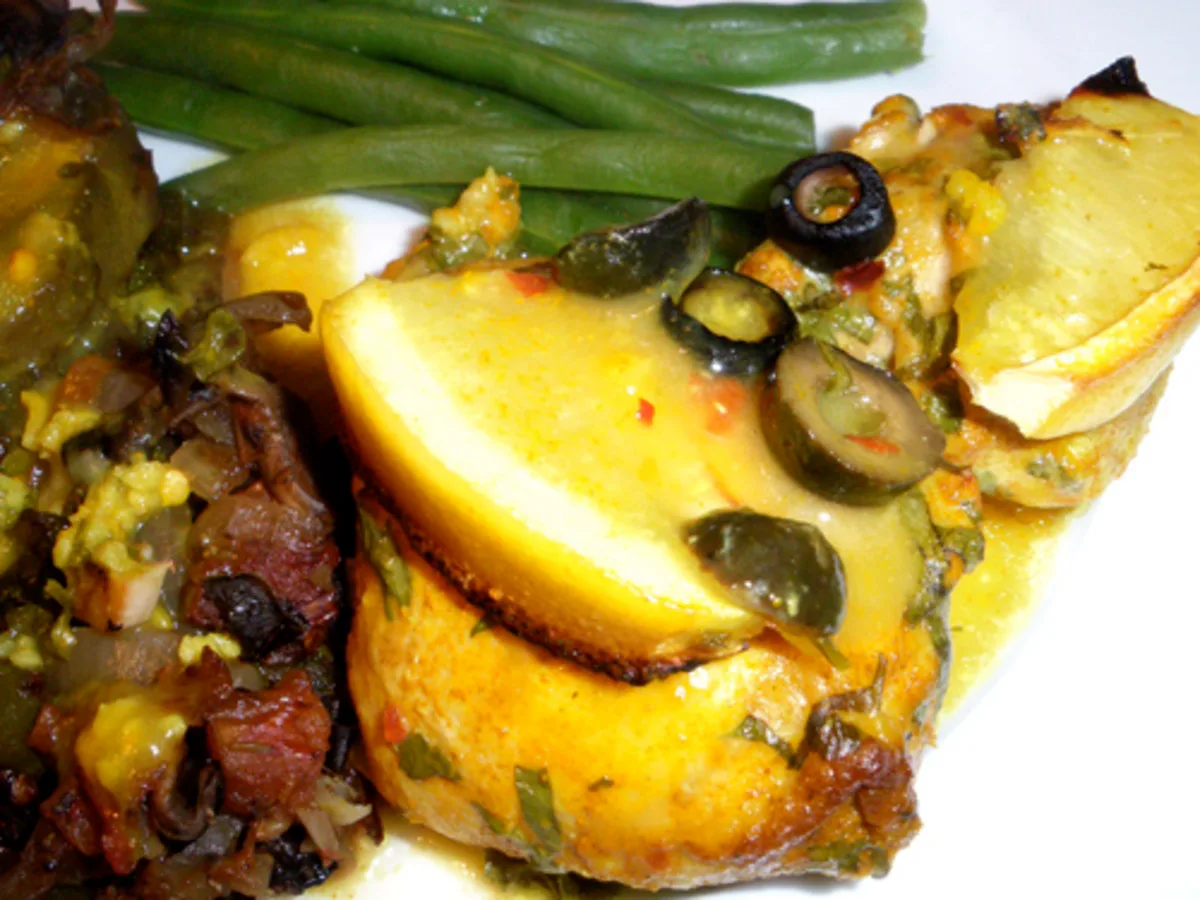 Chicken With Olives and Lemon