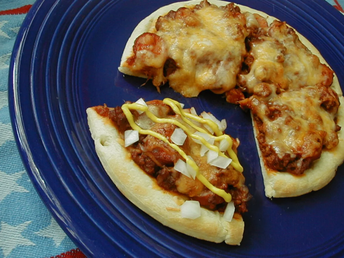 Chili Dog Pizza