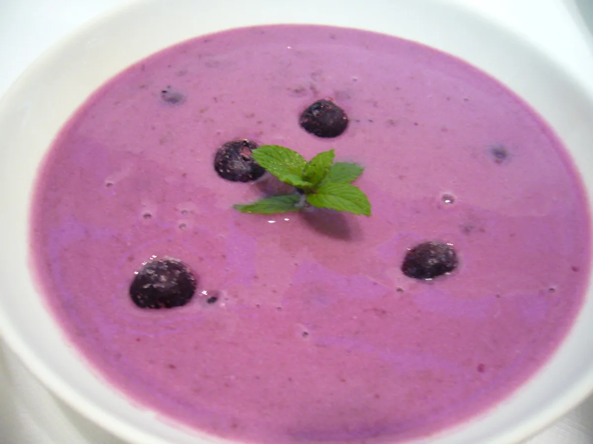 Chilled Czech Blueberry Soup (Boruvkova Polevka Studena)