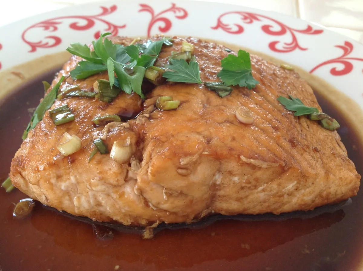 Chinese-Style Flavorful Salmon