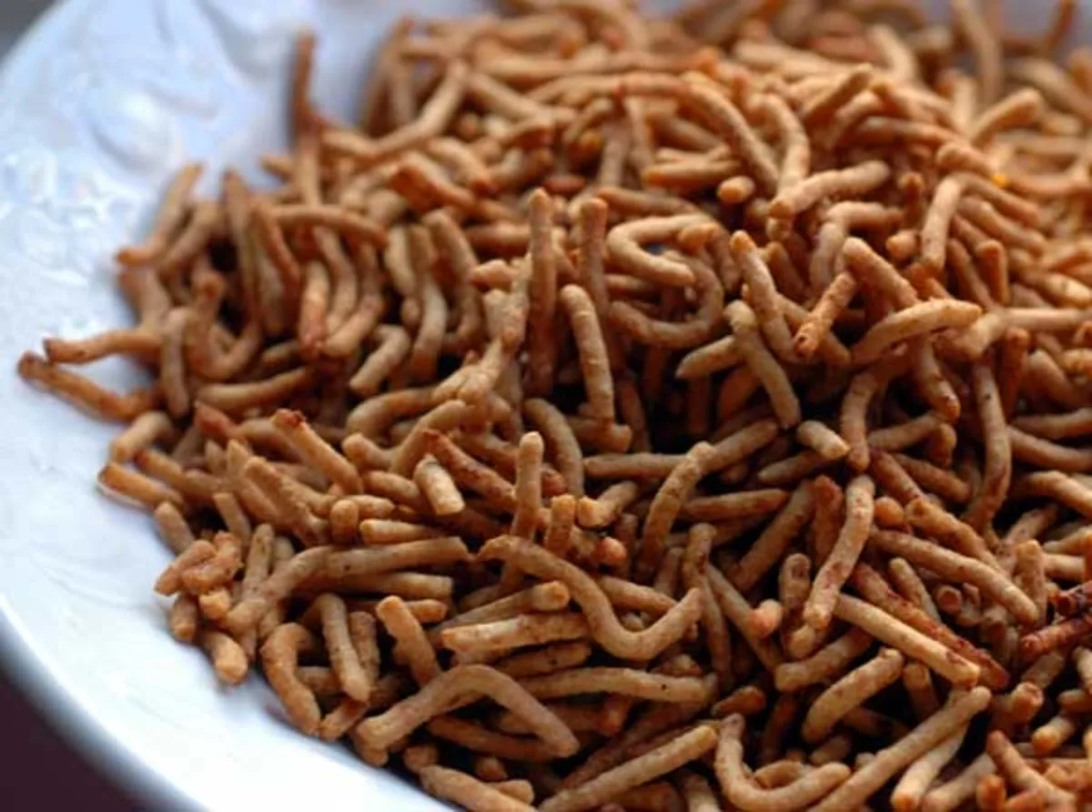 Chow Mein Noodle Snack