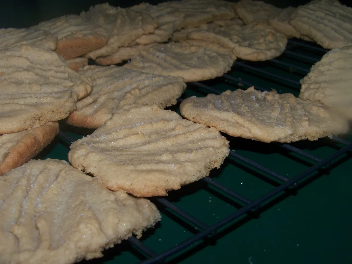 Classic Peanut Butter Cookies