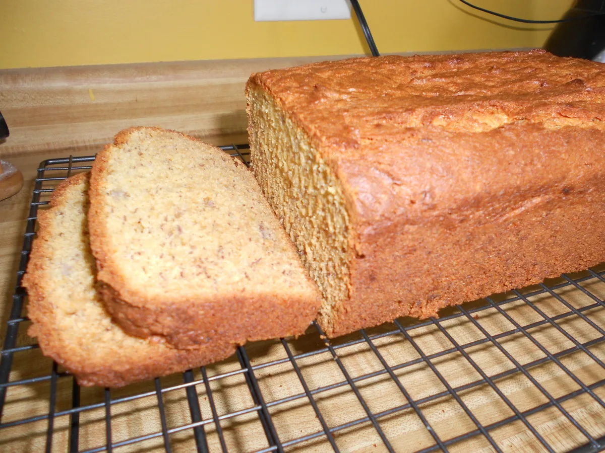 Cream Cheese Banana Bread (Moist)