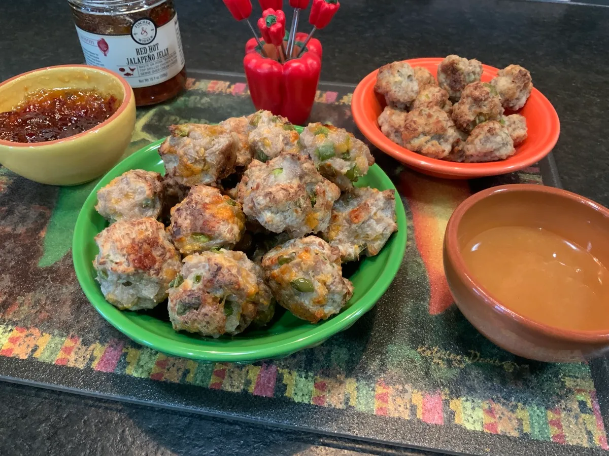 Крем‑сирні ковбасні кульки