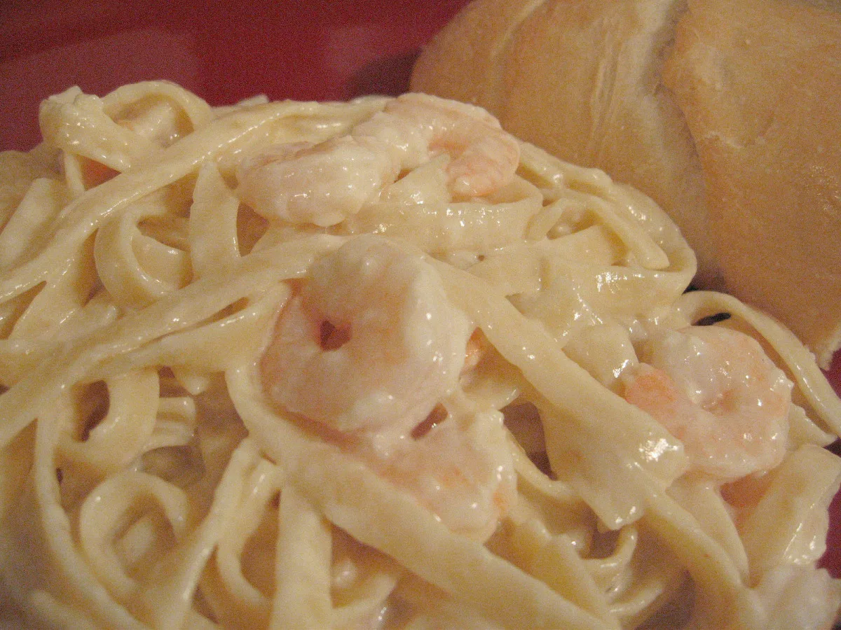 Creamy Shrimp Fettuccine