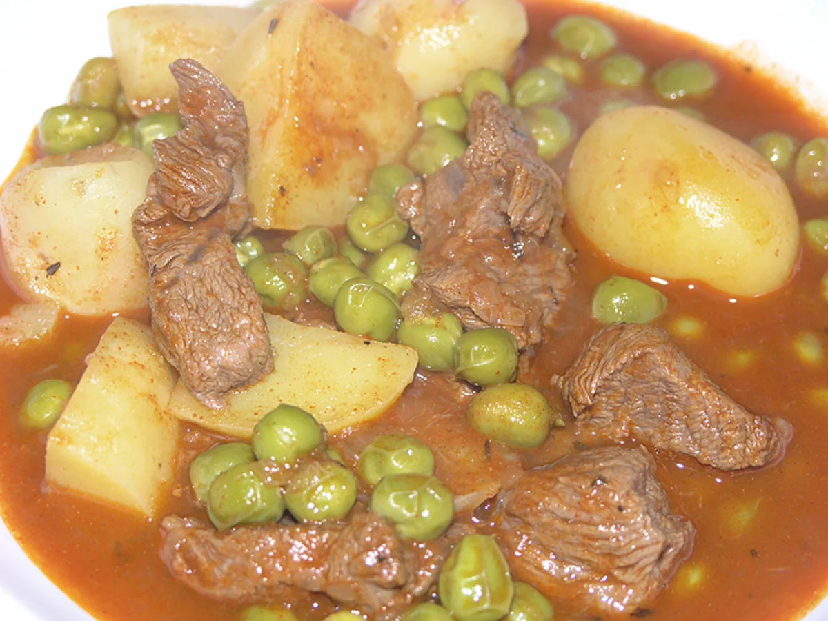 Croatian Lamb/Beef Stew With Green Peas