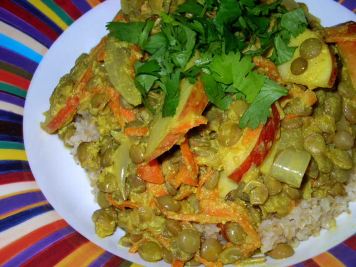 Curried Lentils with Yogurt
