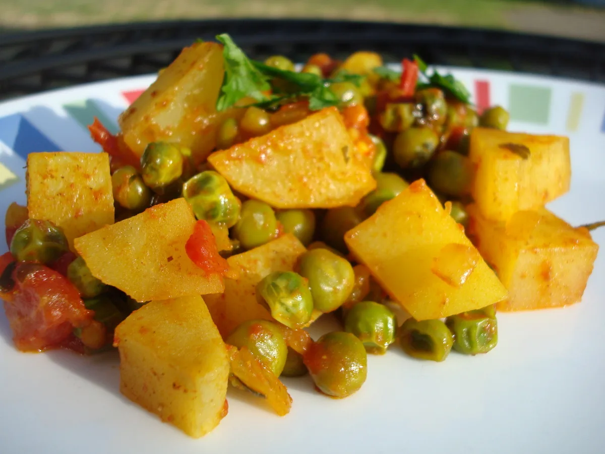 Curried Potatoes and Peas (Alu Mattar)
