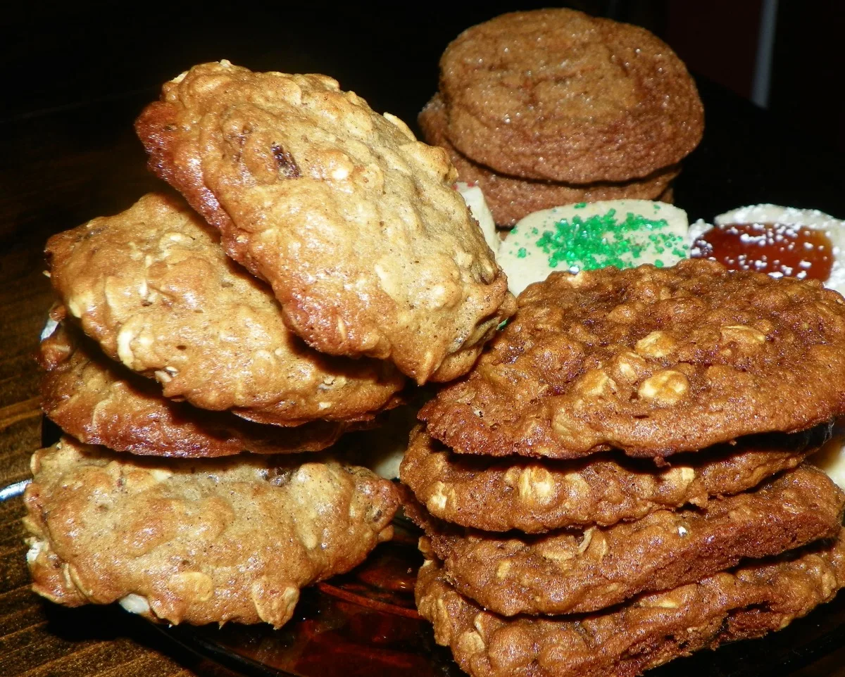 Date Oatmeal Cookies
