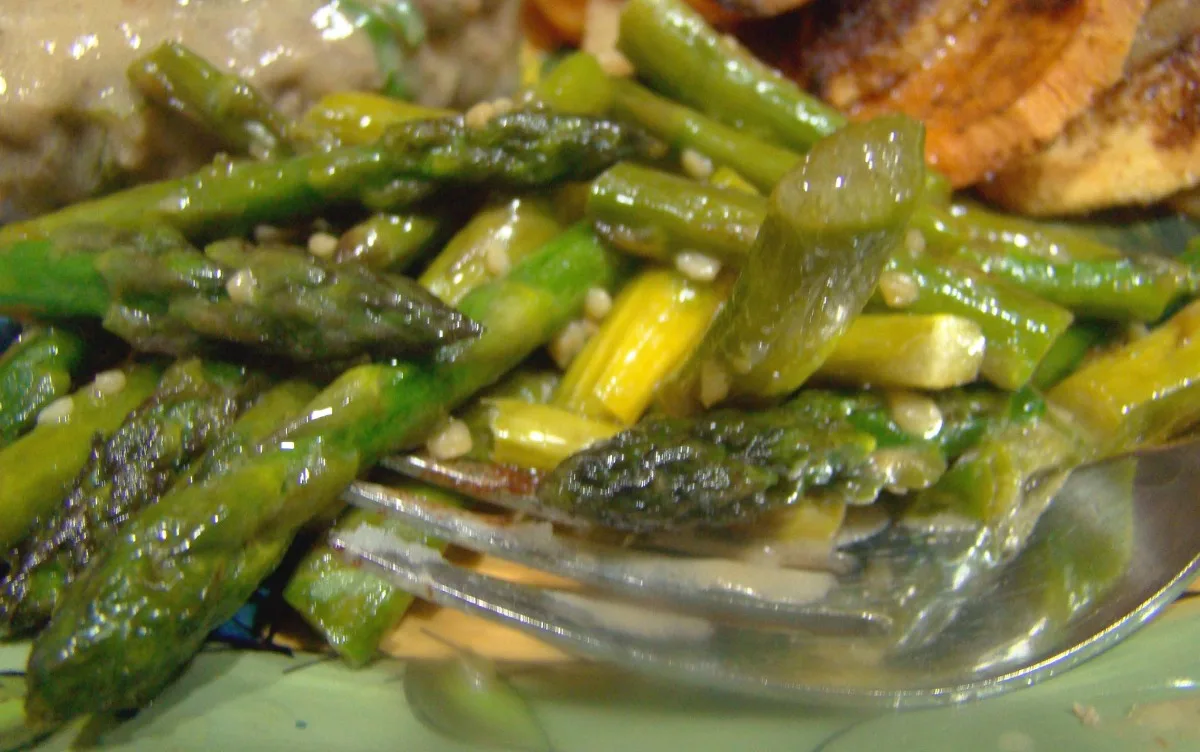 Easy Asparagus Side Dish
