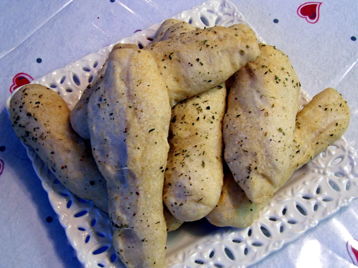 Easy Olive Garden Breadsticks