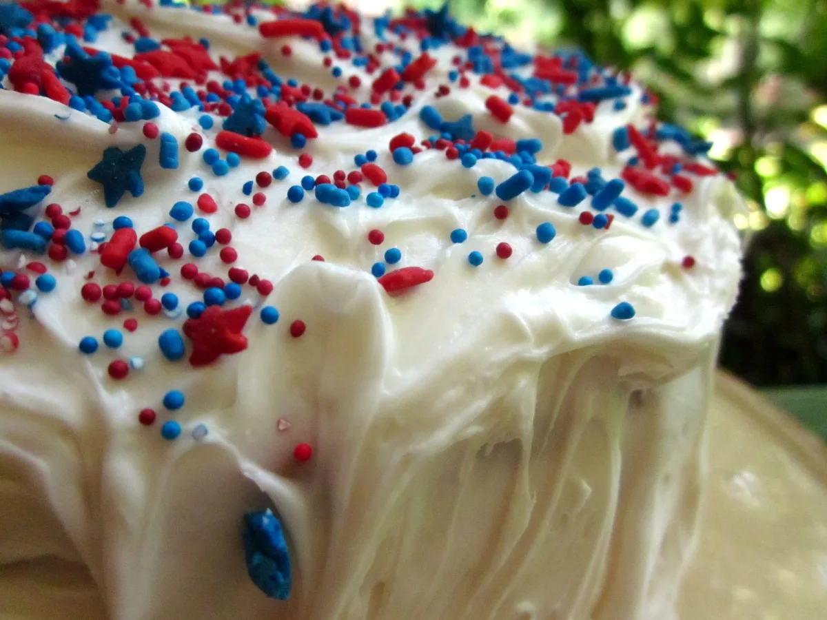 Fantastic Fireworks Cake (4th of July Cake)