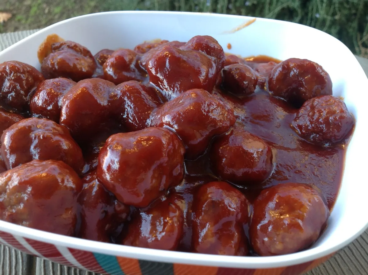 Festive Cocktail Meatballs