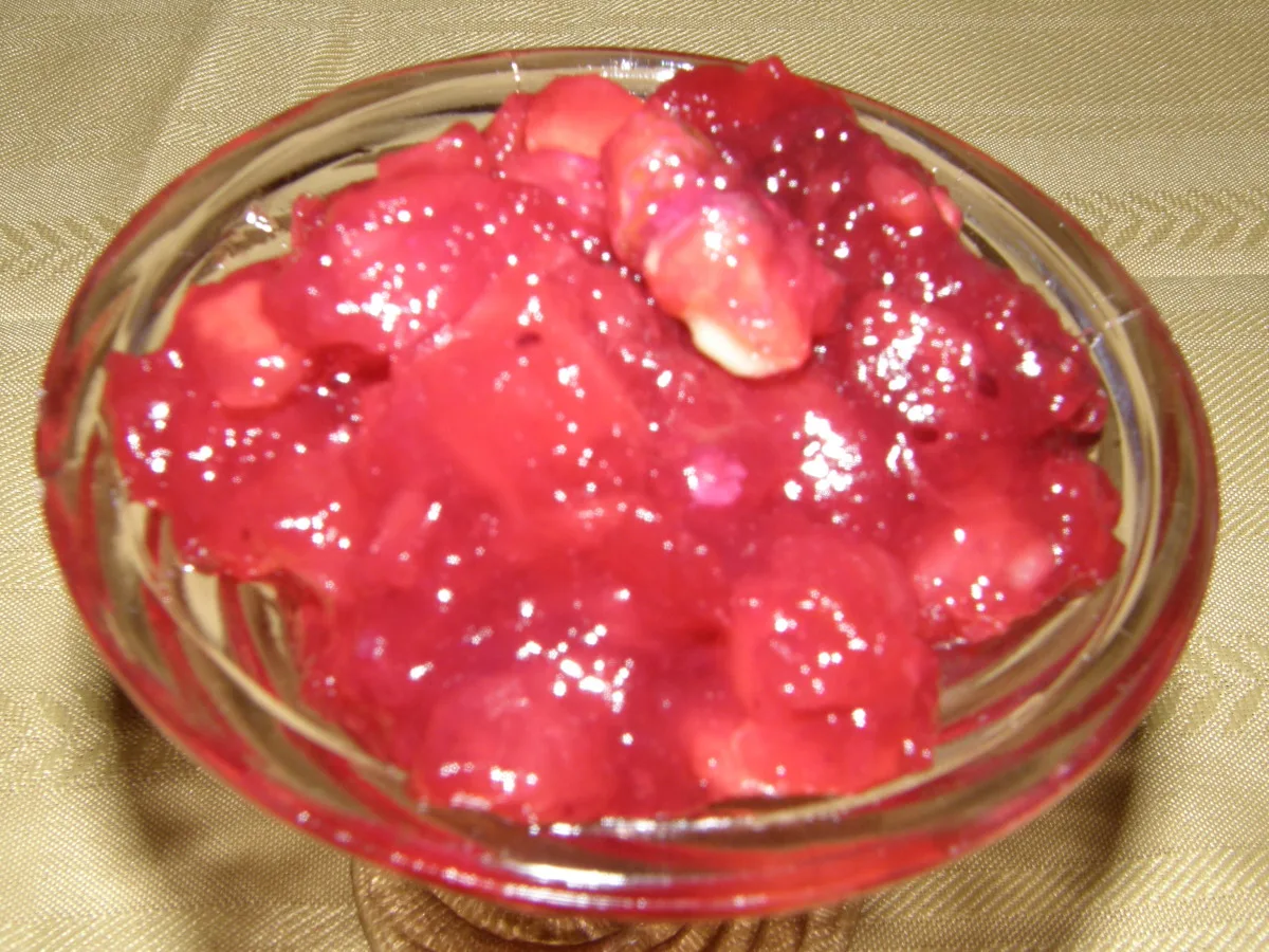 Festive Cranberry-Pineapple Salad