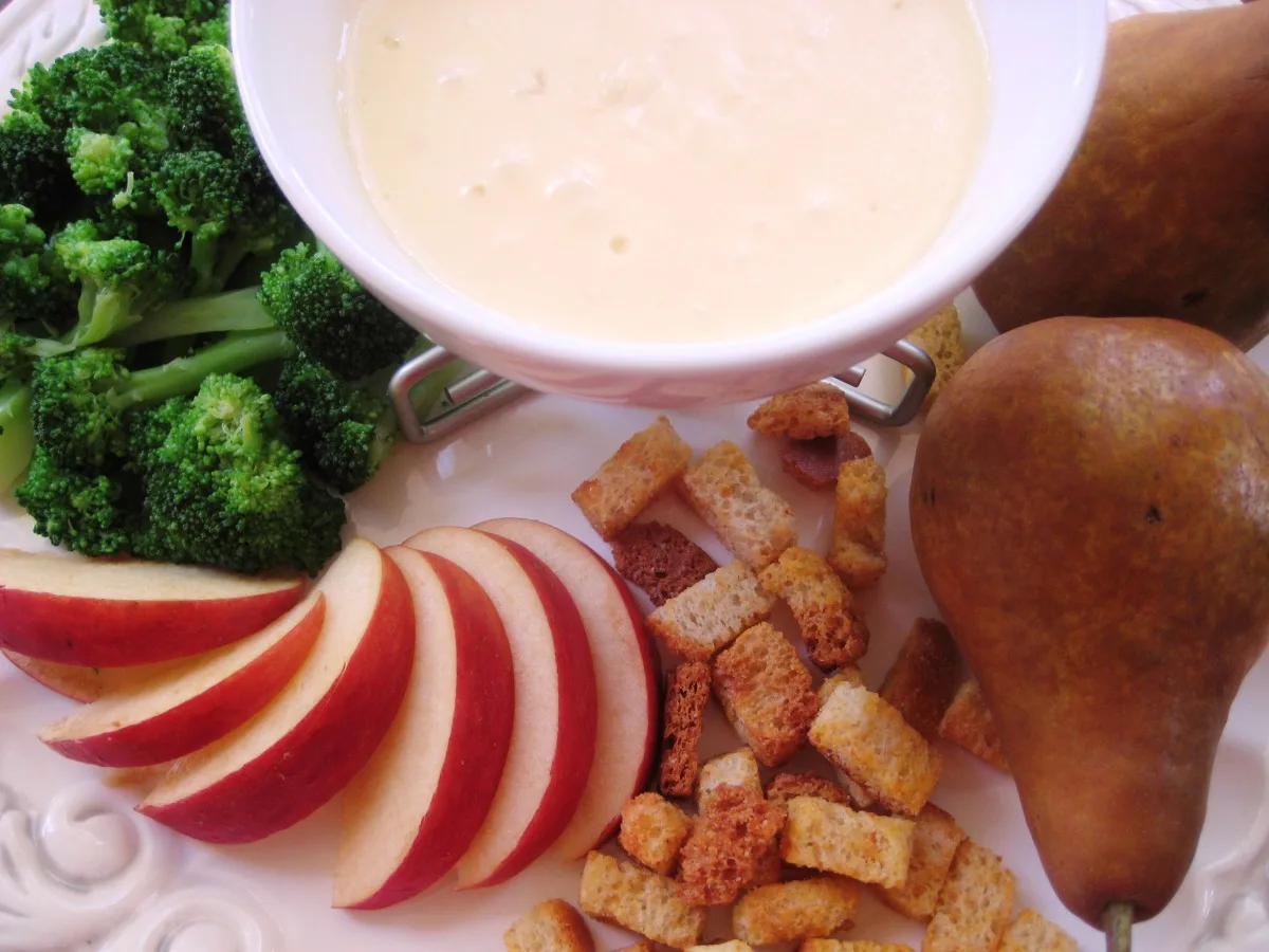 Festive Gruyere Fondue