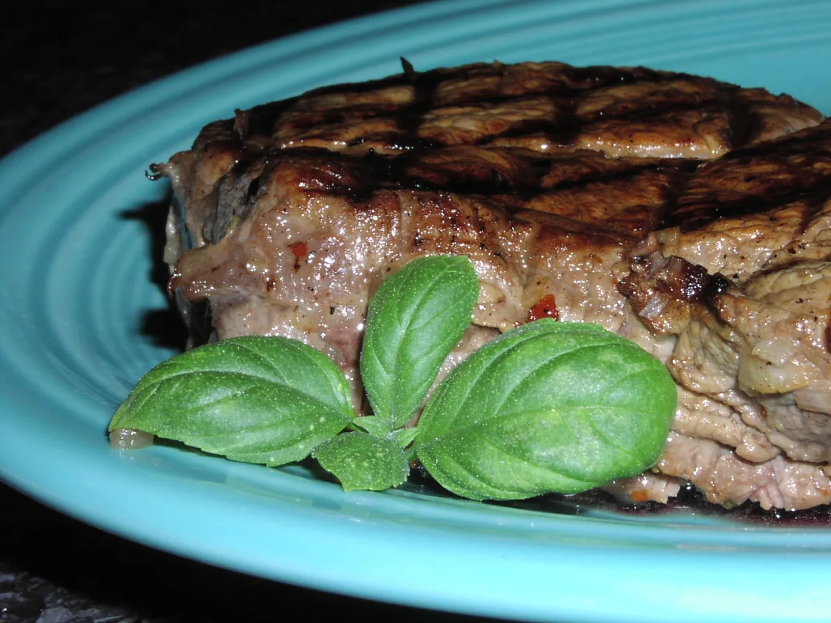 Filet Mignon with Rum Butter