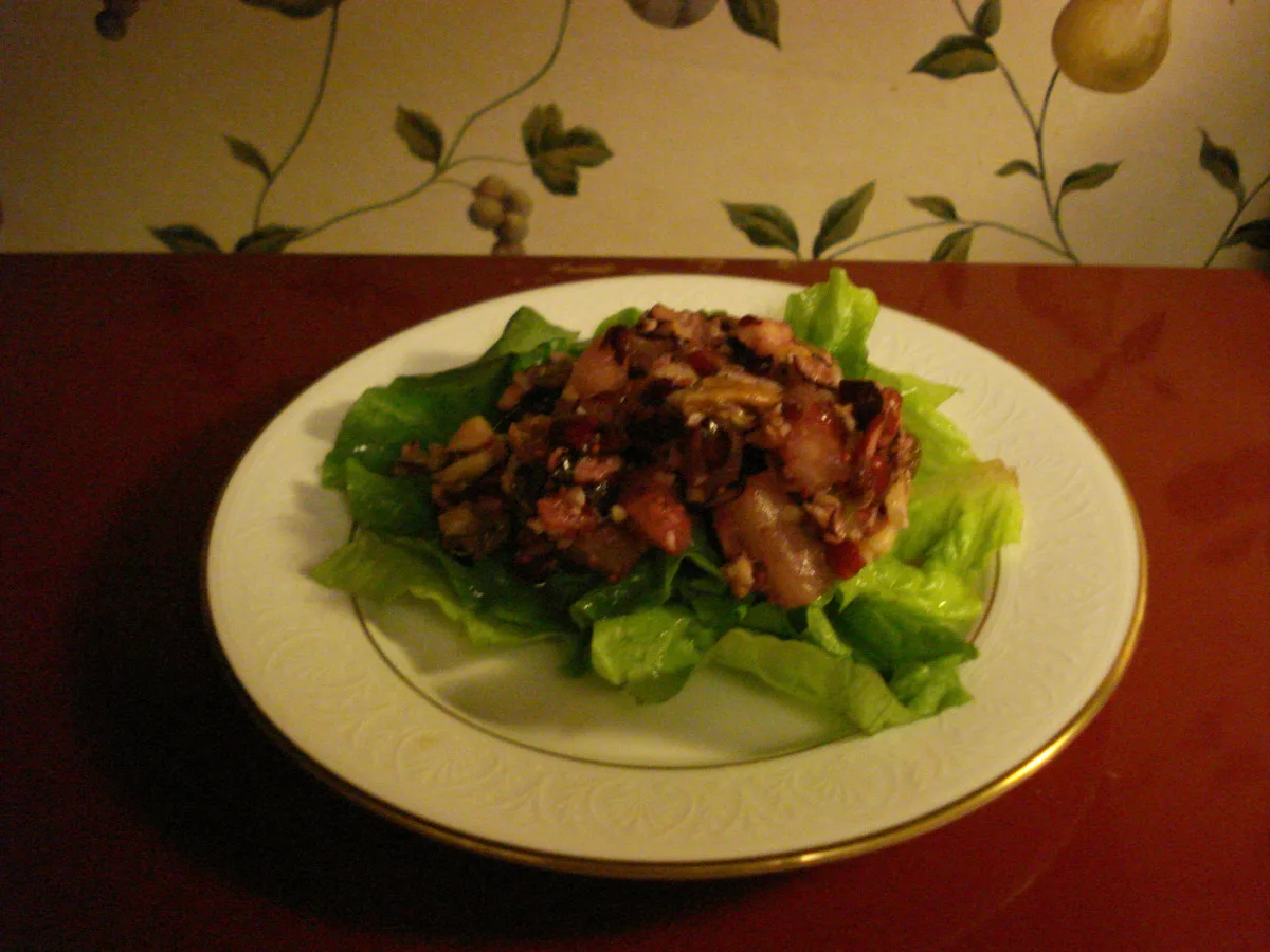 Fresh Cranberry Pecan Salad
