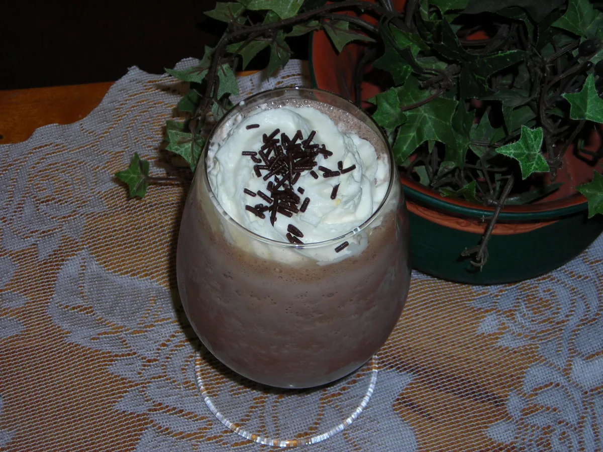Frozen Green Girl Scout Cocktail (With Creme De Menthe)