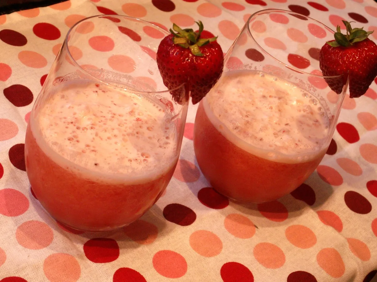 Frozen Strawberry Green Tea