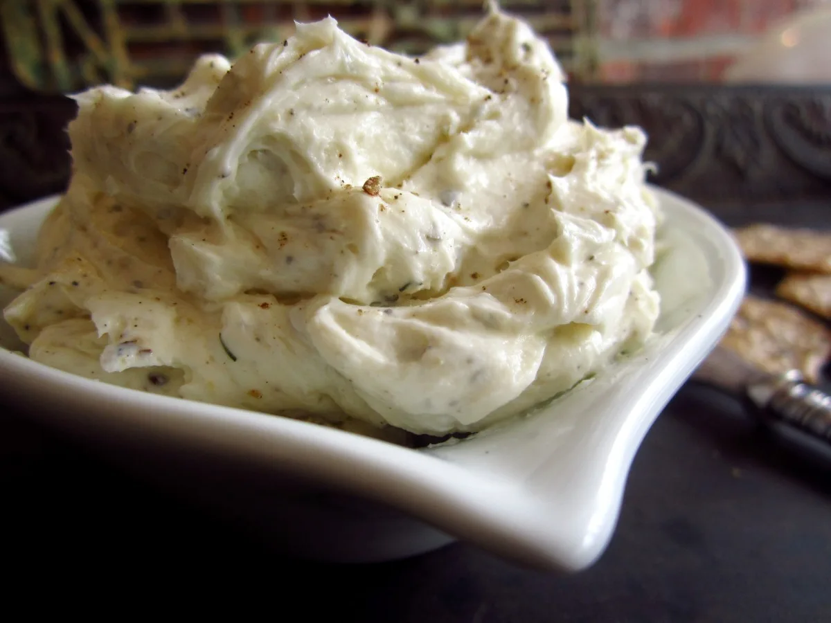 Garlic Boursin Cheese Spread