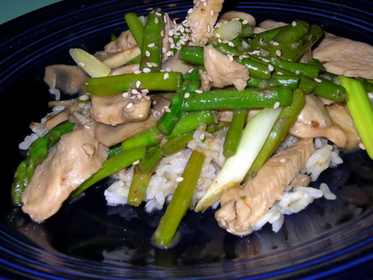 Ginger Chicken Asparagus Stir Fry