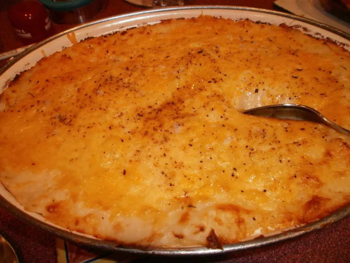 Gouda Mashed Potato Casserole